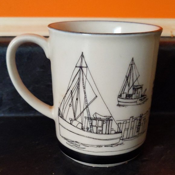 Vintage Bruce E Hart Mug - Picture 3 of 3